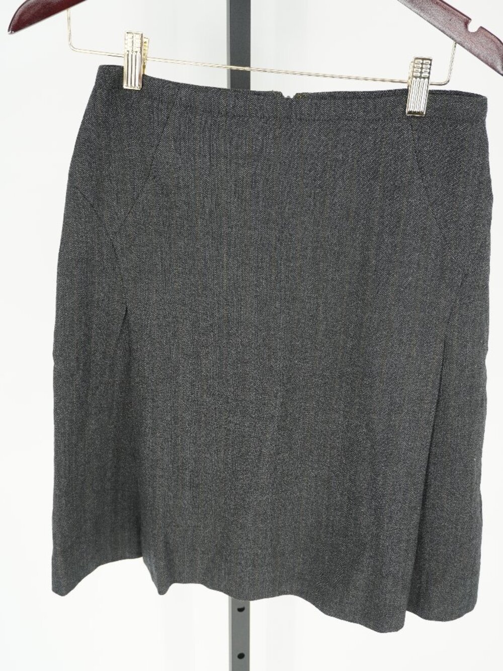 Ann Taylor Wool blend textured pencil skirt Size 2